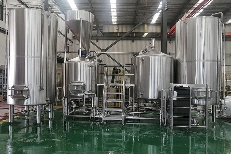 What are the characteristics of craft breweries