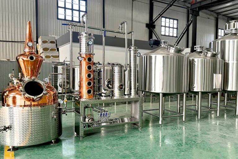 The basic principle of distillation equipment