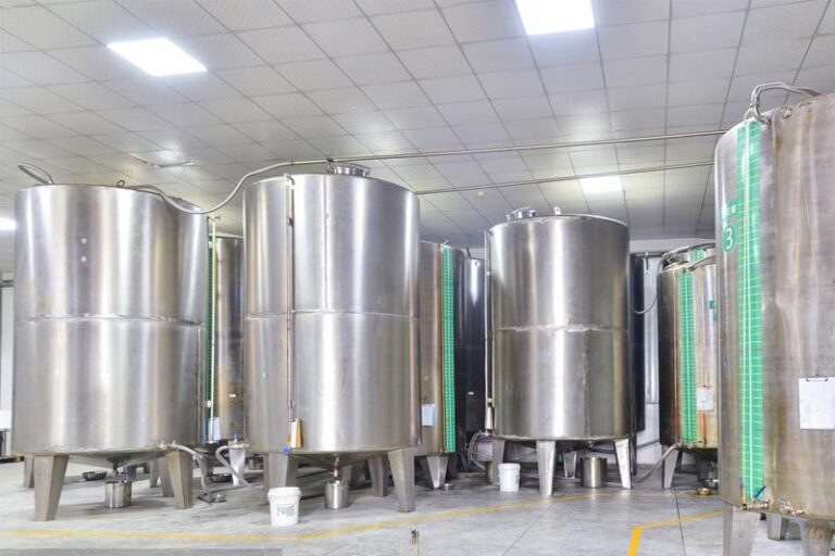 What is small commercial winemaking equipment?