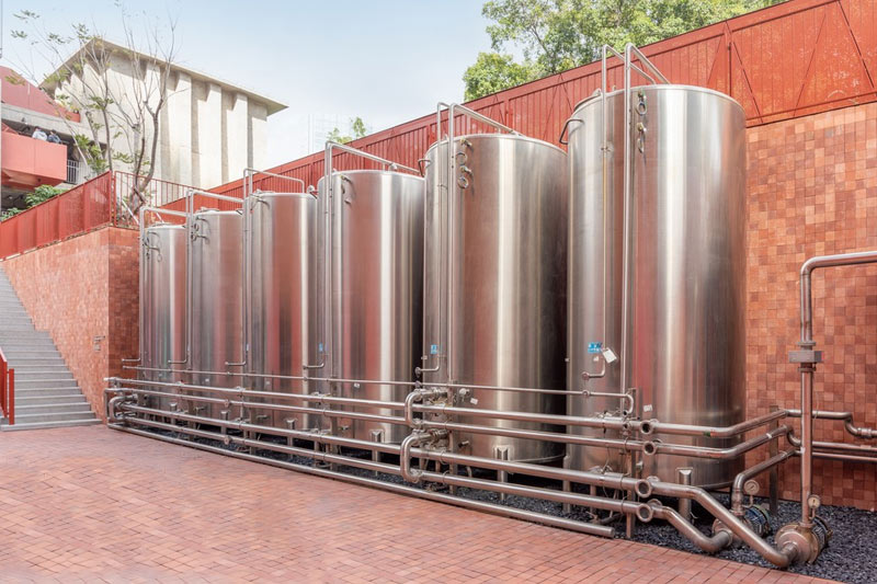 Stainless steel storage tanks