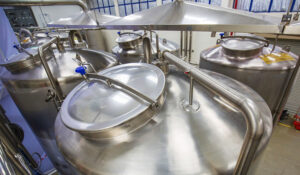 Types of stainless steel mixing tanks