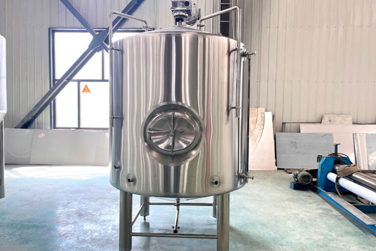 2500L mixing tanks