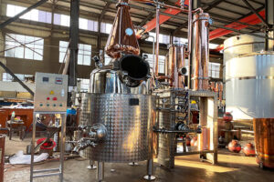 Distillation equipment